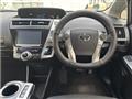 2015 Toyota PRIUS α
