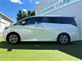 2025 Toyota Alphard G