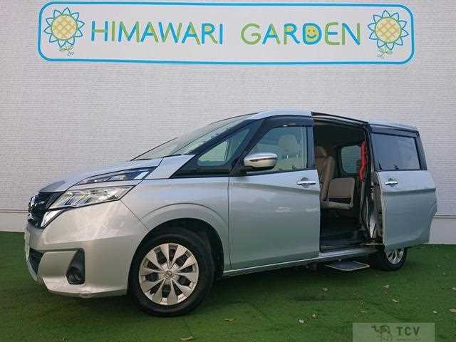 2017 Nissan Serena