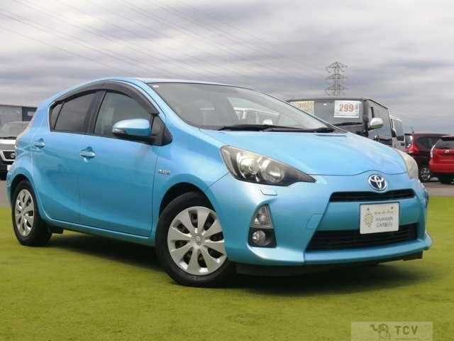 2013 Toyota AQUA