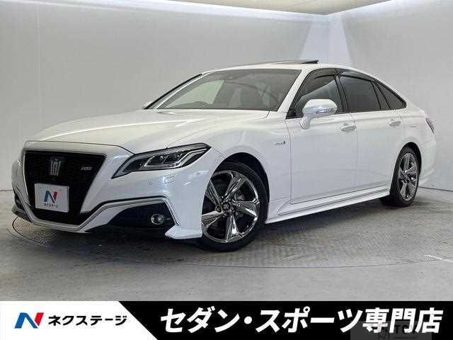 2018 Toyota Crown Hybrid