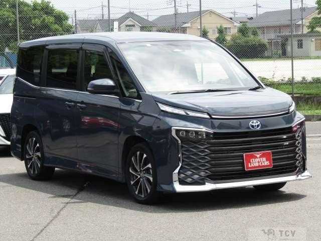 2023 Toyota Voxy