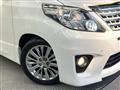 2013 Toyota Alphard G