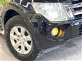 2013 Mitsubishi Pajero