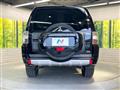 2013 Mitsubishi Pajero