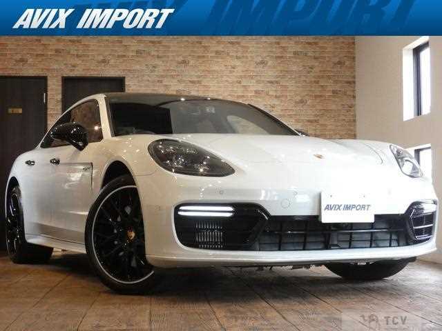 2018 Porsche Panamera