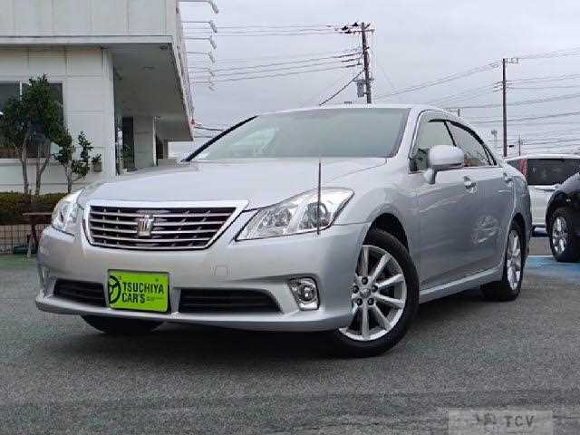 2012 Toyota Crown
