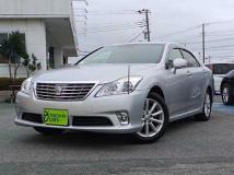 2012 Toyota Crown