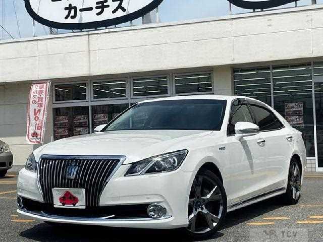 2014 Toyota Crown Majesta