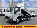 2017 Isuzu Elf Truck