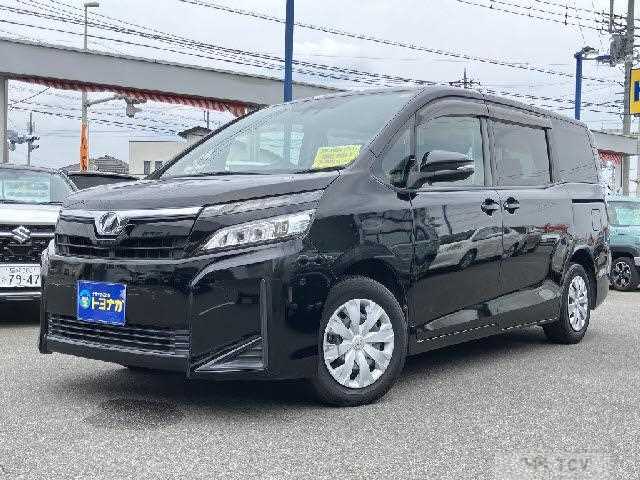 2019 Toyota Voxy
