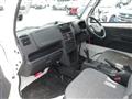 2024 Nissan Clipper Truck