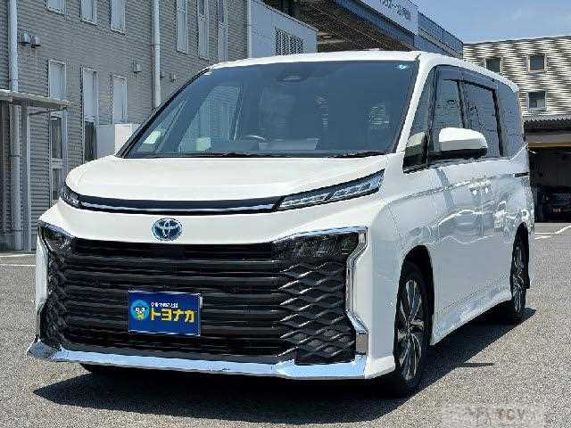 2024 Toyota Voxy