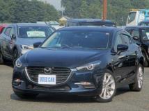 2018 Mazda Axela