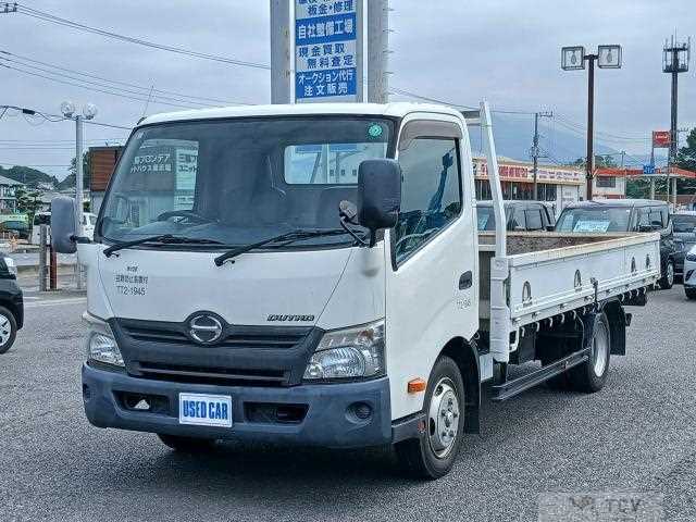 2012 Hino Dutro