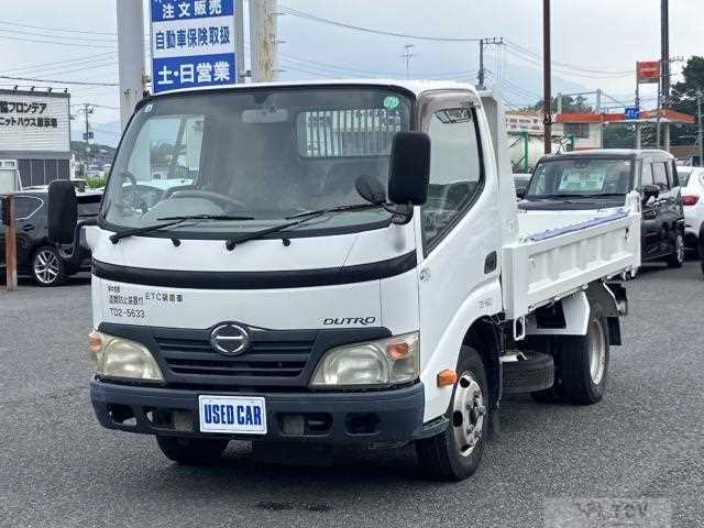2011 Hino Dutro