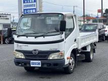 2011 Hino Dutro