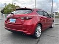 2016 Mazda Axela