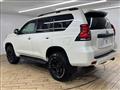 2024 Toyota Land Cruiser Prado