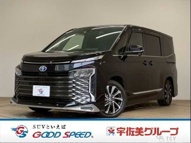 2023 Toyota Voxy