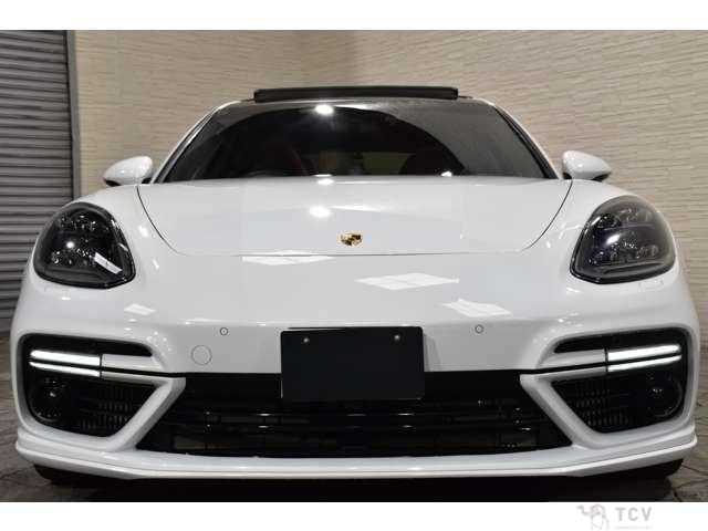 2018 Porsche Panamera