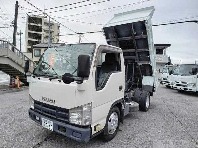 2012 Isuzu Elf Truck