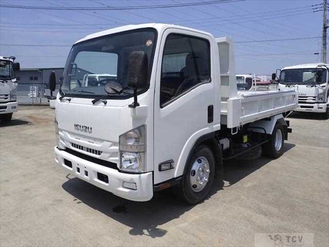 2015 Isuzu Elf Truck
