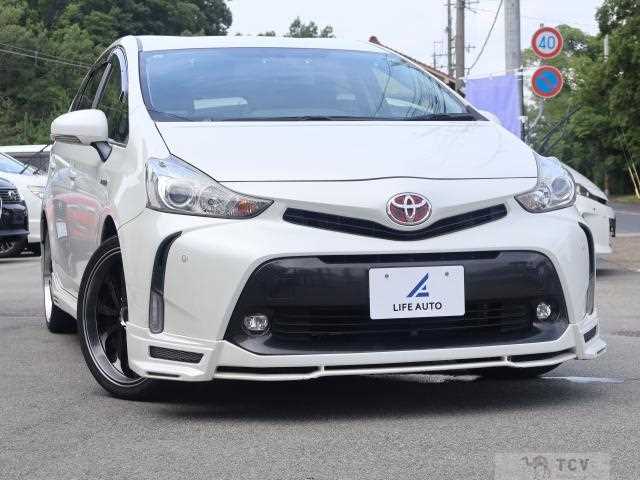2015 Toyota PRIUS α
