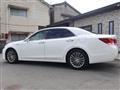2013 Toyota Crown Hybrid