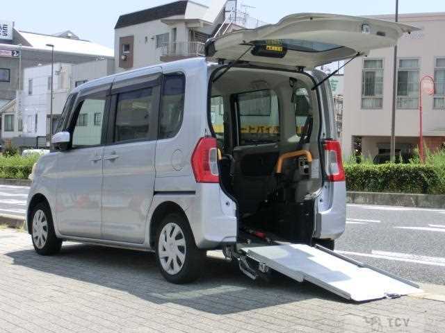 2017 Daihatsu Tanto