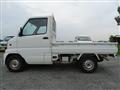 2000 Mitsubishi Minicab Truck