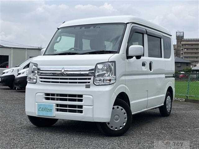 2022 Mitsubishi Minicab Van