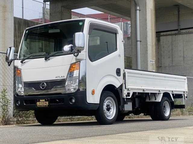 2017 Nissan Atlas