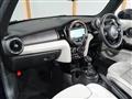 2017 BMW MINI