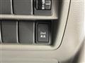 2016 Mitsubishi Minicab Van