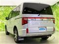 2022 Mitsubishi Delica D5