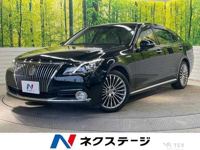 2016 Toyota Crown Majesta