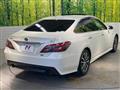 2019 Toyota Crown Hybrid