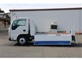 2013 Isuzu Elf Truck