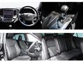 2013 Toyota Crown Hybrid