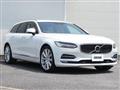 2018 Volvo V90