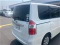 2010 Toyota Noah