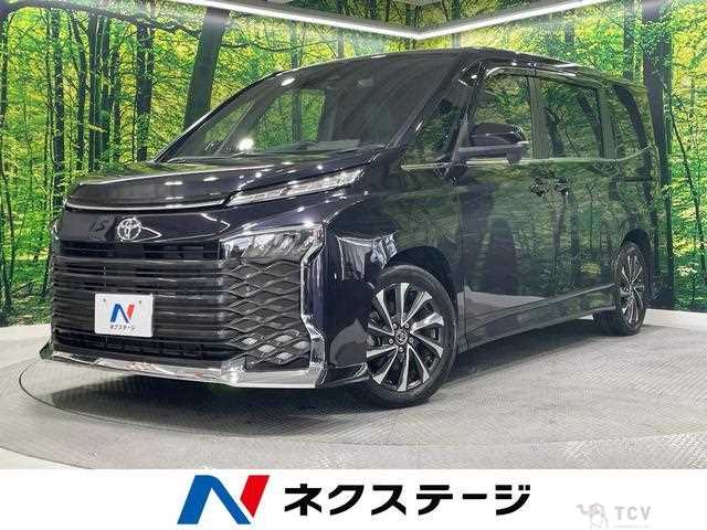 2022 Toyota Voxy