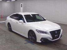 2020 Toyota Crown Hybrid