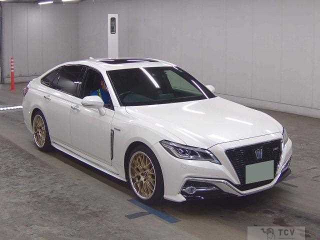 2019 Toyota Crown Hybrid