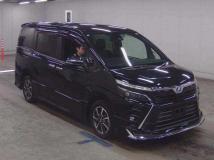 2018 Toyota Voxy