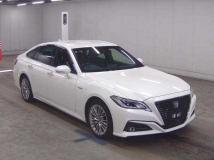 2020 Toyota Crown Hybrid