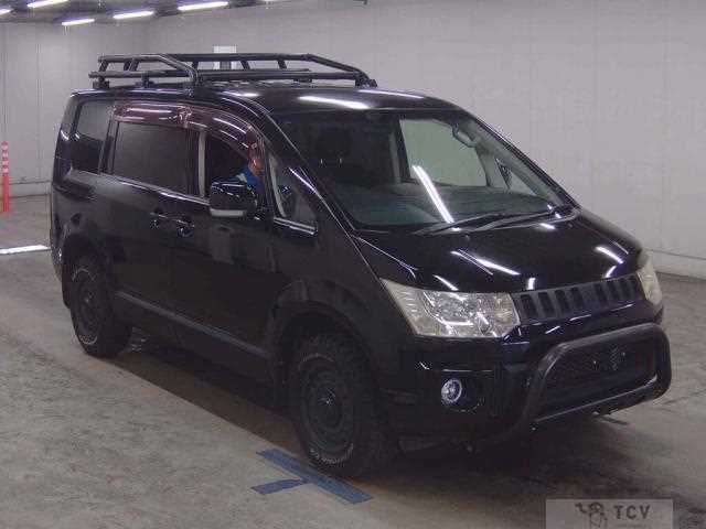 2014 Mitsubishi Delica D5