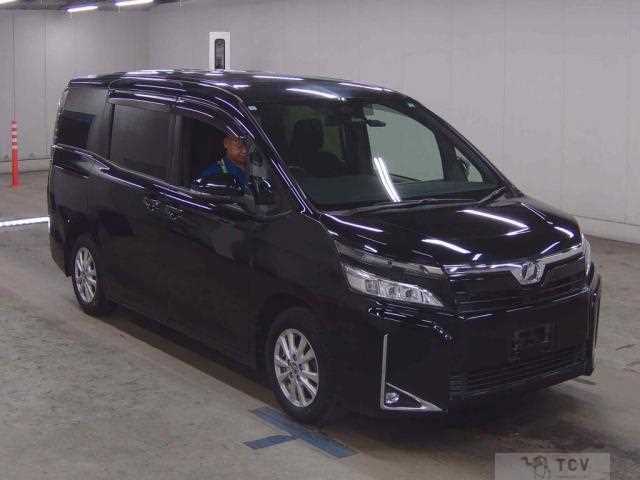 2017 Toyota Voxy