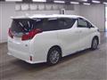 2022 Toyota Alphard Hybrid